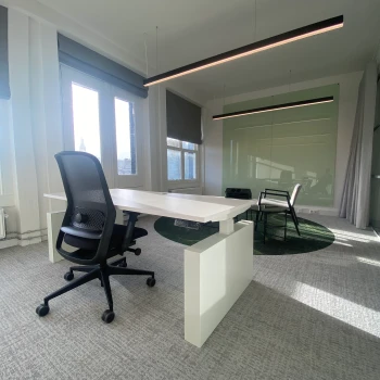 Verstelbare vergadertafels